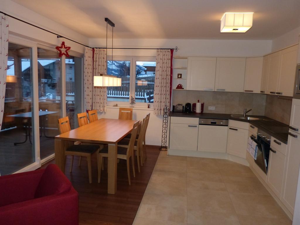 Apartmán Fürth Kaprun Habitación foto